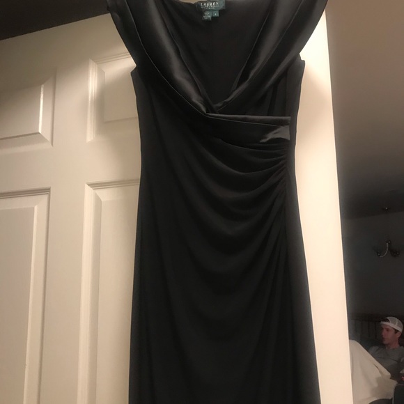 Evening gown - Picture 3 of 8